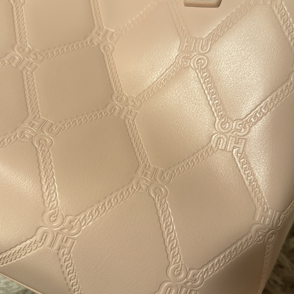 Hugo Boss Tote - Picture 8 of 12